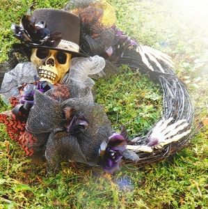 Halloween Skull Wreath